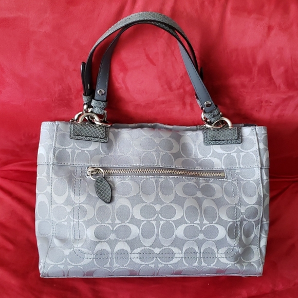 Coach Signature Sachel - Picture 2 of 8